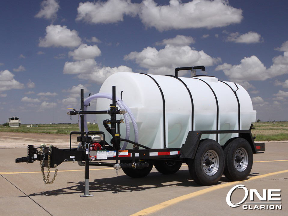 1025 gallon water tank trailer