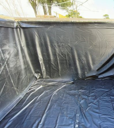 Black concrete cistern liner